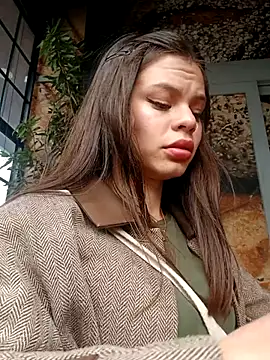 Violeta 12- online show from March 26, 7:01 pm