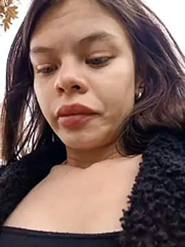 Snapshot of Violeta_12- chatting on April 29, 5:30 pm Violeta 12- online show from April 29, 5:30 pm