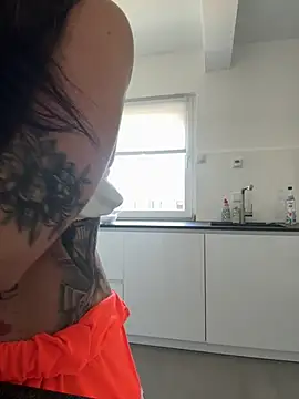 CindyNightX online show from April 30, 9:27 am