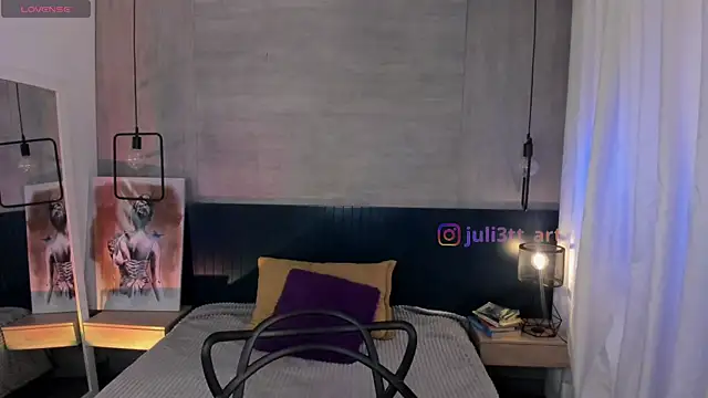  julietta online show from May 7, 12:52 pm