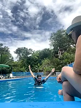 Snapshot of Sahara_Mk chatting on October 25, 3:23 pm Sahara Mk online show from October 25, 3:23 pm