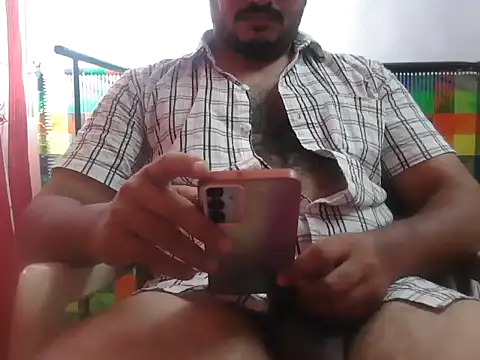 Snapshot of naughtymike0007 chatting on June 25, 3:48 am naughtymike0007 online show from June 25, 3:48 am