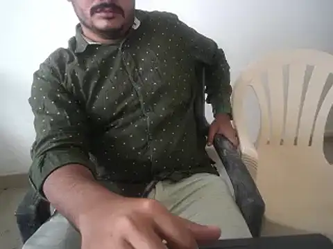 naughtymike0007 online show from November 26, 8:47 am