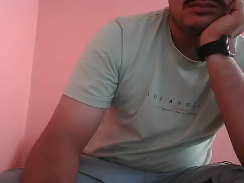 naughtymike0007 online show from March 3, 8:43 am