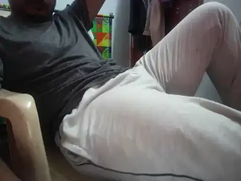Snapshot of naughtymike0007 chatting on September 20, 2:05 am naughtymike0007 online show from September 20, 2:05 am