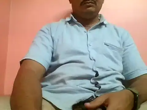 naughtymike0007 online show from December 15, 1:39 pm