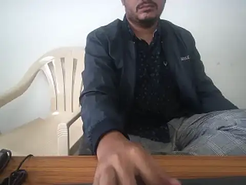 naughtymike0007 online show from October 28, 5:08 am