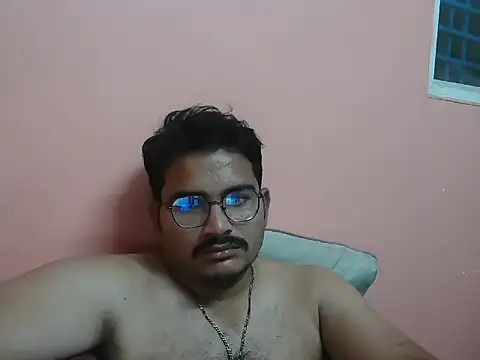 naughtymike0007 online show from March 28, 4:08 pm