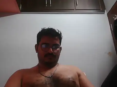 naughtymike0007 online show from April 5, 4:13 pm