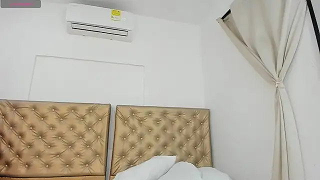 Alessiiaa  online show from November 4, 7:50 pm