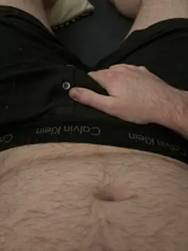 Straightlad95 online show from December 21, 3:19 am
