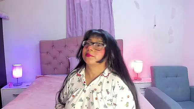 Latinabombsheell online show from November 27, 7:14 pm