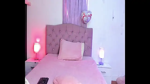 Latinabombsheell online show from October 23, 7:12 pm