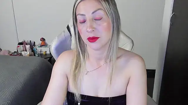 Andreina Suann online show from November 4, 10:52 am