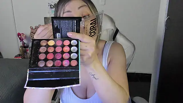 Andreina Suann online show from February 7, 11:07 am