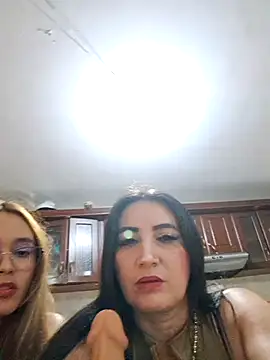 mature dollyy online show from April 25, 1:08 am