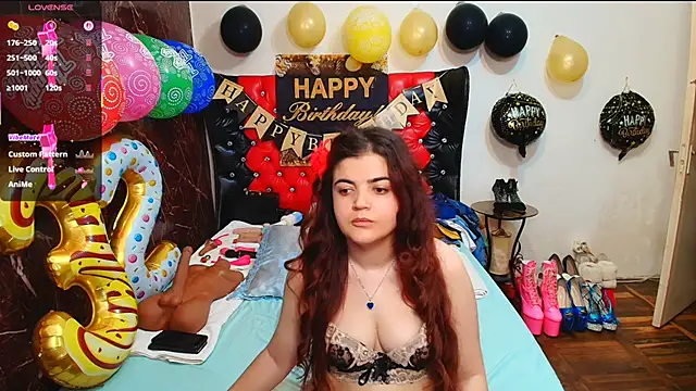 Snapshot of Anasunshine12 chatting on June 28, 1:34 am Anasunshine12 online show from June 28, 1:34 am