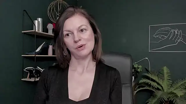 VivianWILD online show from February 9, 7:06 am