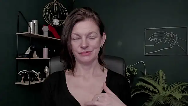 VivianWILD online show from January 16, 7:01 am