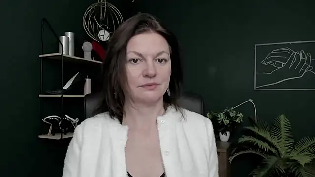 VivianWILD online show from February 16, 7:51 am