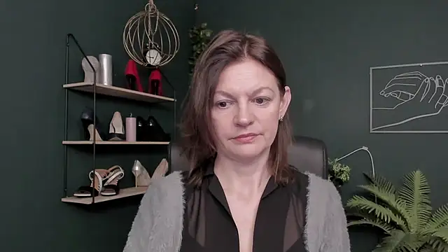 VivianWILD online show from November 28, 7:41 am