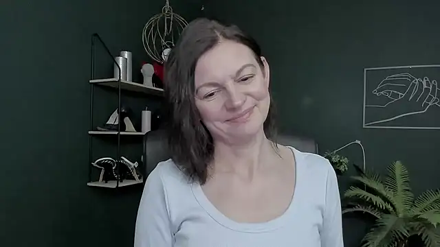 VivianWILD online show from March 11, 6:51 am