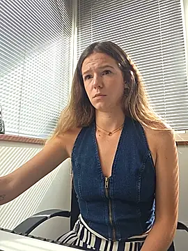lucie mehott online show from June 30, 8:14 am