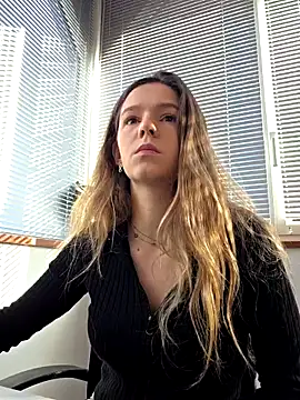 lucie mehott online show from March 4, 8:33 am