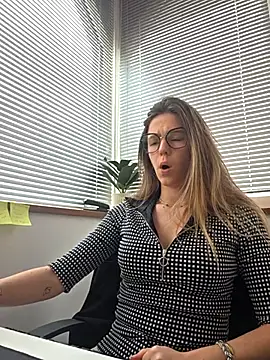 lucie mehott online show from February 20, 9:55 am