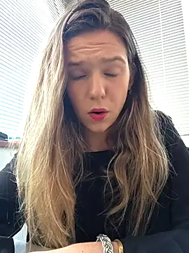 lucie mehott online show from March 9, 10:19 am