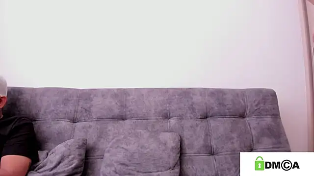 loreth J online show from February 12, 4:18 pm