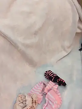 nickybaby online show from October 1, 4:50 am