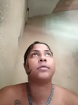 Snapshot of Giselabrunette25 chatting on February 28, 5:23 pm Giselabrunette25 online show from February 28, 5:23 pm