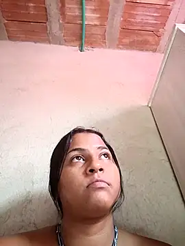 Snapshot of Giselabrunette25 chatting on February 18, 3:08 pm Giselabrunette25 online show from February 18, 3:08 pm