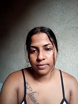 Giselabrunette25 online show from November 27, 3:34 pm