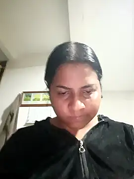 Snapshot of Giselabrunette25 chatting on February 19, 8:22 am Giselabrunette25 online show from February 19, 8:22 am