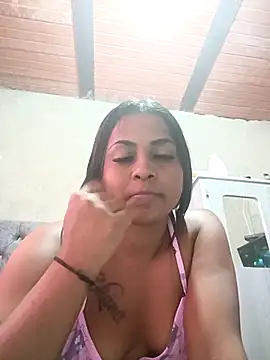 Giselabrunette25 online show from April 30, 8:57 pm