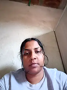 Snapshot of Giselabrunette25 chatting on February 2, 10:20 pm Giselabrunette25 online show from February 2, 10:20 pm