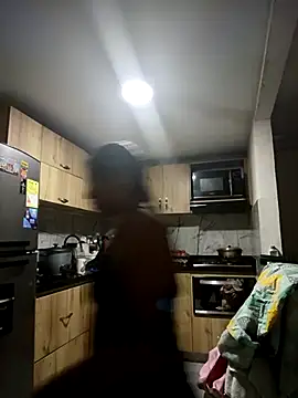 Giselabrunette25 online show from December 2, 10:06 am