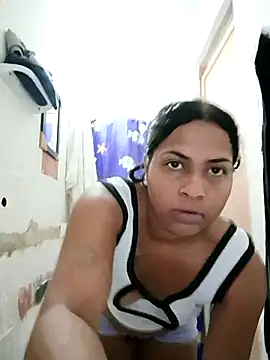 Giselabrunette25 online show from November 29, 2:28 pm