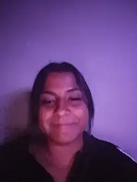 Giselabrunette25 online show from May 19, 1:56 am