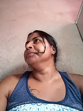 Giselabrunette25 online show from March 3, 3:08 pm