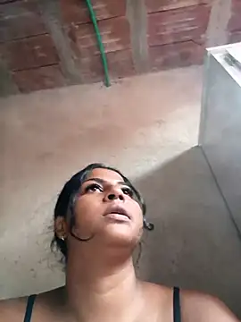 Snapshot of Giselabrunette25 chatting on February 25, 5:46 pm Giselabrunette25 online show from February 25, 5:46 pm