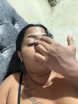 Snapshot of Giselabrunette25 chatting on March 2, 9:27 am Giselabrunette25 online show from March 2, 9:27 am