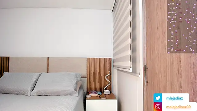 Snapshot of MalejaDiaz_ chatting on September 27, 5:41 pm MalejaDiaz online show from September 27, 5:41 pm