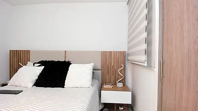 MalejaDiaz  online show from March 27, 4:19 pm