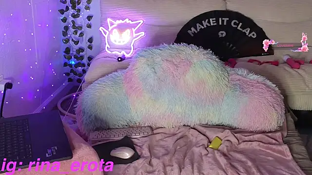 yummyrina online show from April 9, 8:48 pm