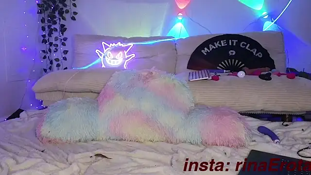 yummyrina online show from October 30, 2:04 pm