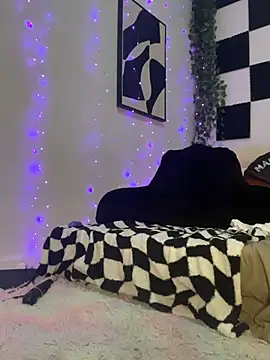 yummyrina online show from May 24, 4:51 pm