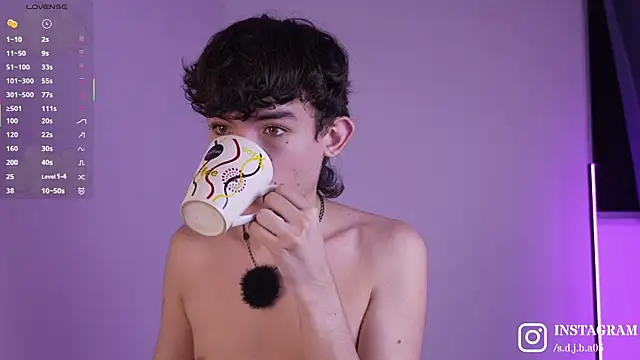 Angelo 018 online show from April 10, 3:35 am